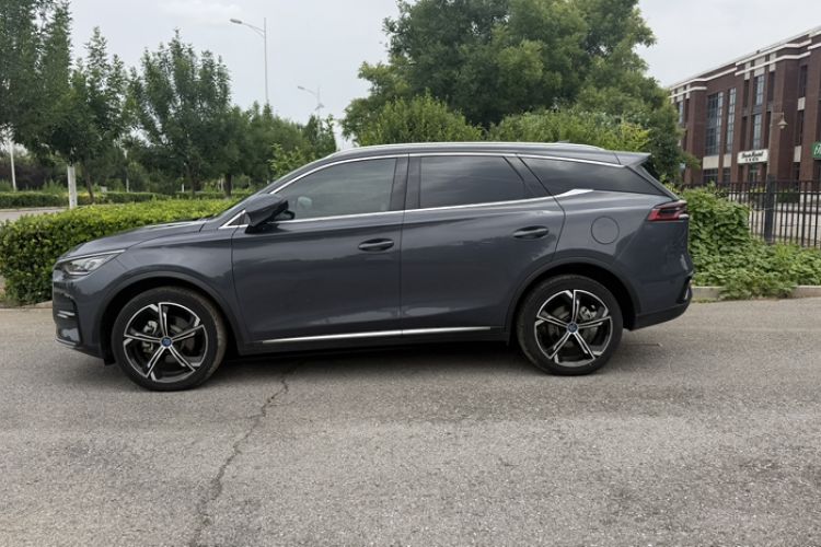 Used BYD Tang New Energy 2021 DM-i 112KM Prestige Model Exterior 3