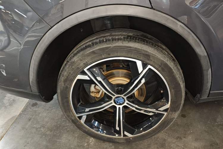 Used BYD Tang New Energy 2021 DM-i 112KM Prestige Model Exterior 5
