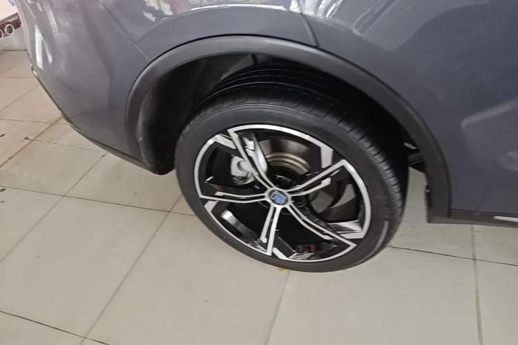 Used BYD Tang New Energy 2021 DM 2.0T Four-Wheel Drive Performance Edition Prestige Model Exterior 5