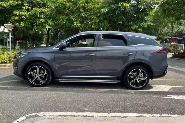 Used BYD Tang New Energy 2021 DM-i 112KM Prestige Model Exterior 5