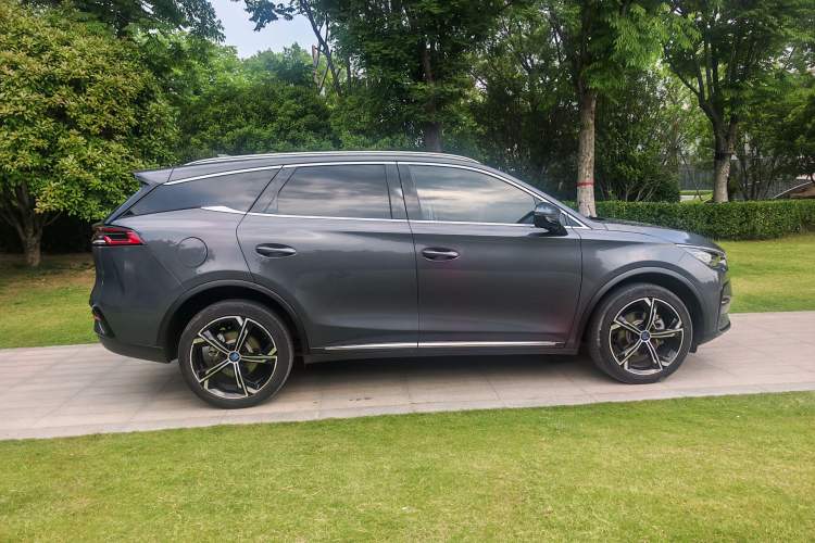 Used BYD Tang New Energy 2021 DM-i 112KM Prestige Model Exterior 6