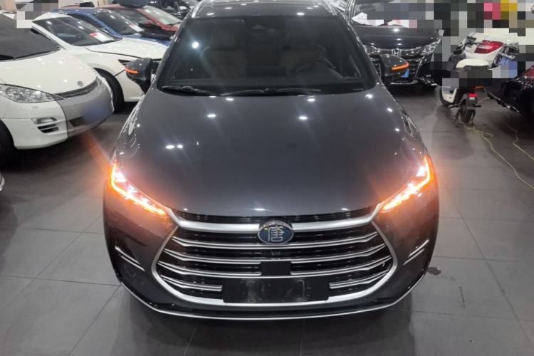 Used BYD Tang New Energy 2021 DM-i 112KM Prestige Model Front