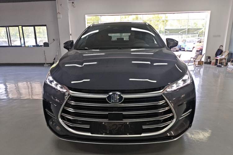 Used BYD Tang New Energy 2021 DM-i 112KM Prestige Model Front