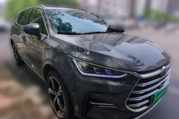 Used BYD Tang New Energy 2021 DM-i 112KM Prestige Model Front Right 45 Deg