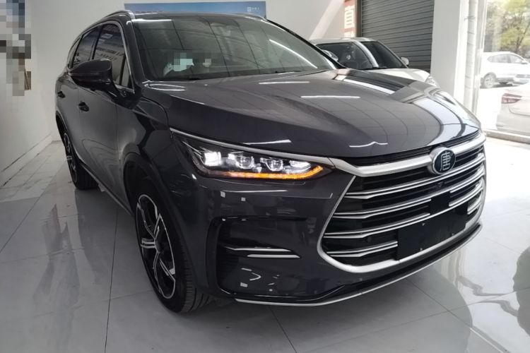 Used BYD Tang New Energy 2021 DM-i 112KM Prestige Model Front Right 45 Deg