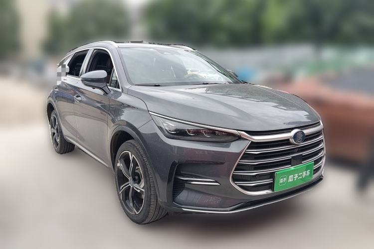 Used BYD Tang New Energy 2021 DM-i 112KM Prestige Model Front Right 45 Deg