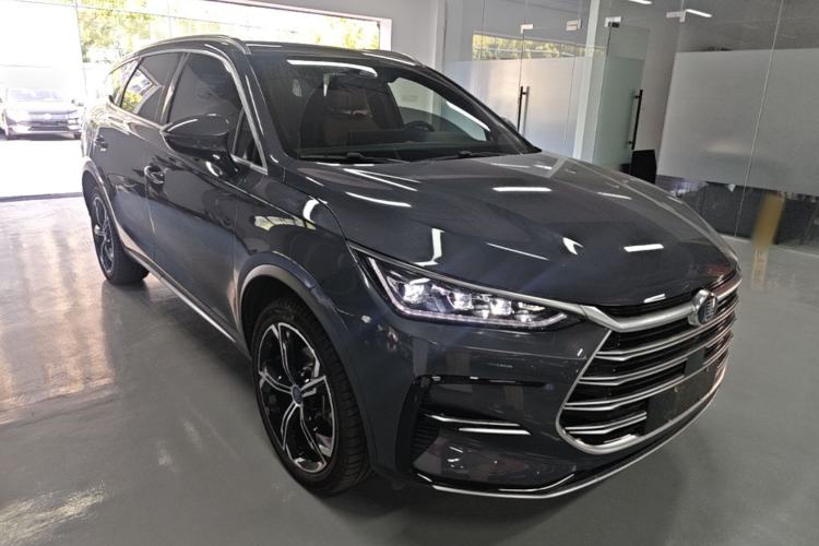 Used BYD Tang New Energy 2021 DM-i 112KM Prestige Model Front Right 45 Deg