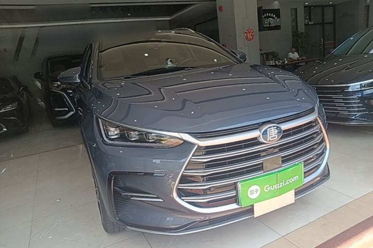 Used BYD Tang New Energy 2021 DM-i 112KM Prestige Model Front Right 45 Deg