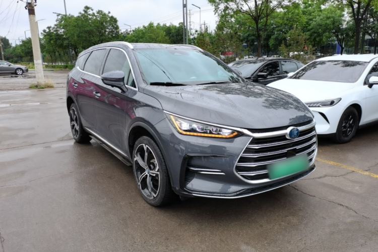 Used BYD Tang New Energy 2021 DM-i 112KM Prestige Model Front Right 45 Deg