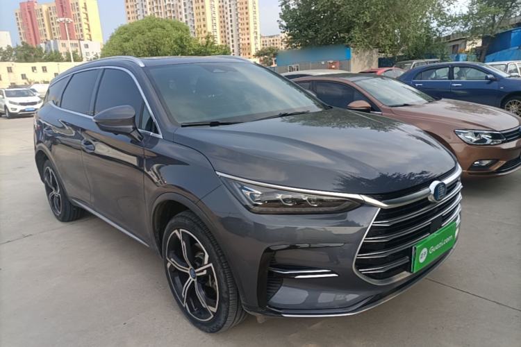 Used BYD Tang New Energy 2021 DM-i 112KM Prestige Model Front Right 45 Deg