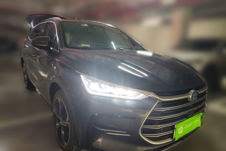 Used BYD Tang New Energy 2021 DM-i 112KM Prestige Model Front Right 45 Deg
