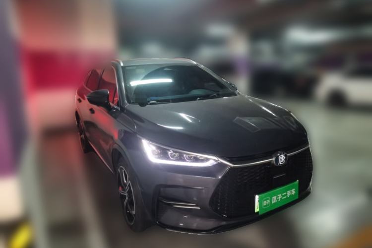Used BYD Tang New Energy 2021 DM-i 112KM Prestige Model Front Right 45 Deg