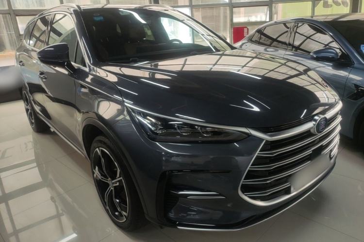 Used BYD Tang New Energy 2021 DM-i 112KM Prestige Model Front Right 45 Deg