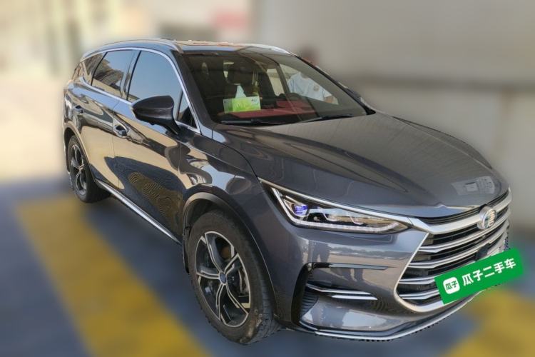Used BYD Tang New Energy 2021 DM-i 112KM Prestige Model Front Right 45 Deg