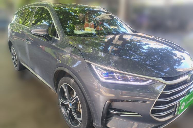 Used BYD Tang New Energy 2021 DM-i 112KM Prestige Model Front Right 45 Deg