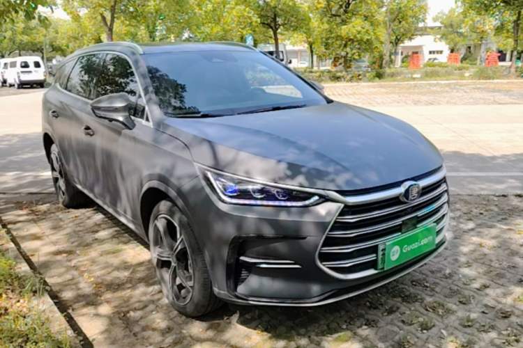 Used BYD Tang New Energy 2021 DM-i 112KM Prestige Model Front Right 45 Deg