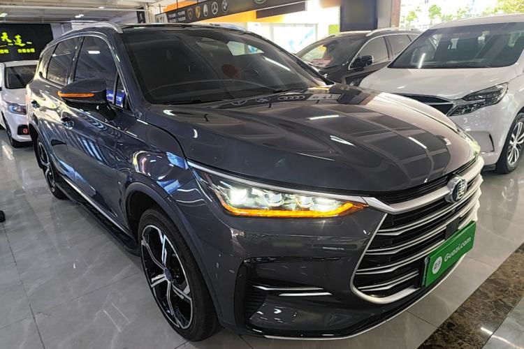 Used BYD Tang New Energy 2021 DM-i 112KM Prestige Model Front Right 45 Deg