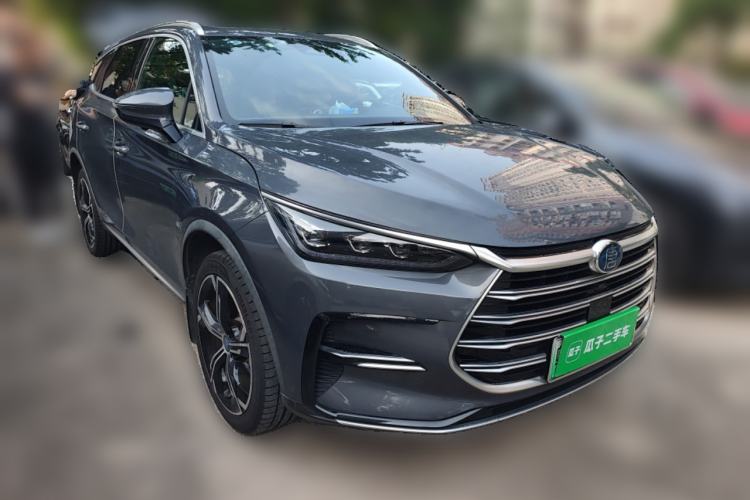 Used BYD Tang New Energy 2021 DM-i 112KM Prestige Model Front Right 45 Deg