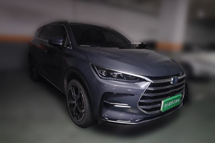 Used BYD Tang New Energy 2021 DM-i 112KM Prestige Model Front Right 45 Deg