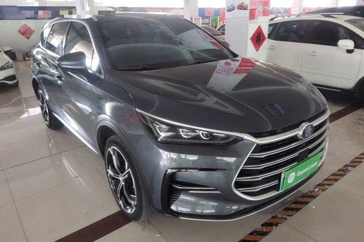Used BYD Tang New Energy 2021 DM-i 112KM Prestige Model Front Right 45 Deg