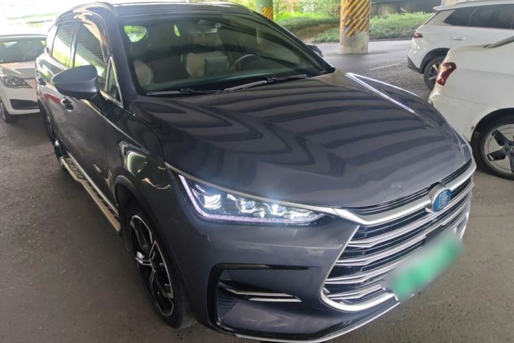 Used BYD Tang New Energy 2021 DM-i 112KM Prestige Model Front Right 45 Deg
