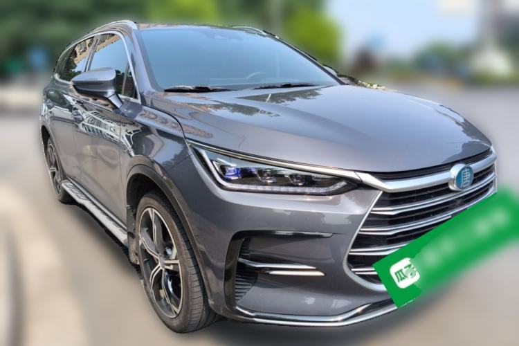 Used BYD Tang New Energy 2021 DM-i 112KM Prestige Model Front Right 45 Deg