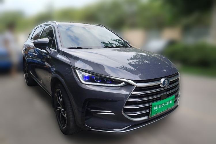 Used BYD Tang New Energy 2021 DM-i 112KM Prestige Model Front Right 45 Deg
