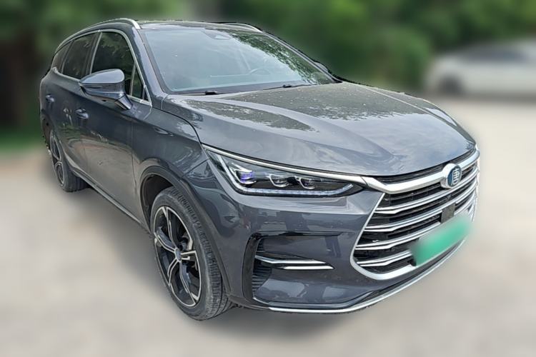 Used BYD Tang New Energy 2021 DM-i 112KM Prestige Model Front Right 45 Deg