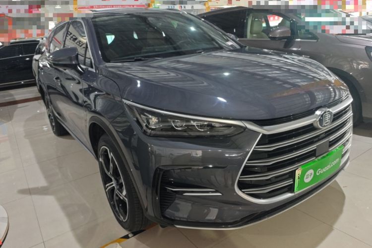 Used BYD Tang New Energy 2021 DM-i 112KM Prestige Model Front Right 45 Deg