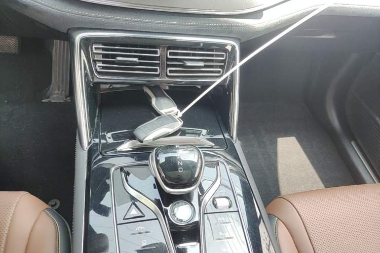 Used BYD Tang New Energy 2021 DM 2.0T Four-Wheel Drive Performance Edition Prestige Model Gear Lever