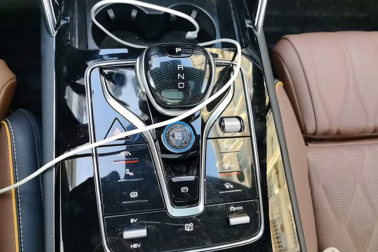 Used BYD Tang New Energy 2021 DM-i 112KM Prestige Model Gear Lever