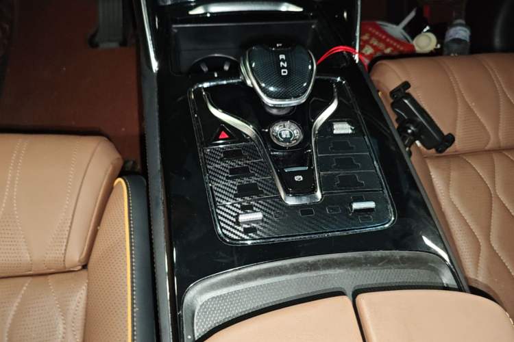 Used BYD Tang New Energy 2021 DM-i 112KM Prestige Model Gear Lever