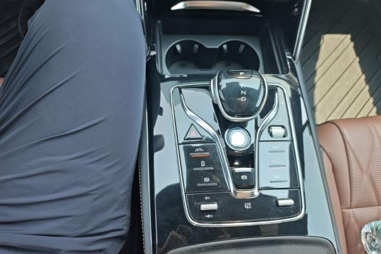 Used BYD Tang New Energy 2021 DM-i 112KM Prestige Model Gear Lever