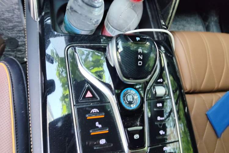 Used BYD Tang New Energy 2021 DM-i 112KM Prestige Model Gear Lever