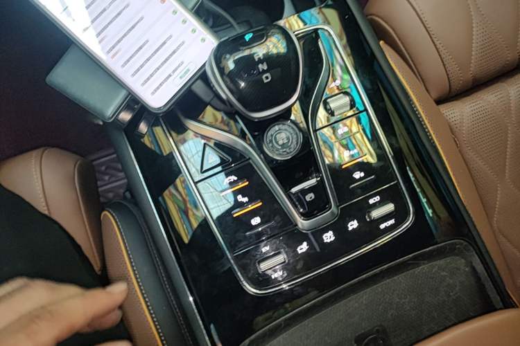 Used BYD Tang New Energy 2021 DM 2.0T Four-Wheel Drive High-Performance Flagship Model Gear Lever