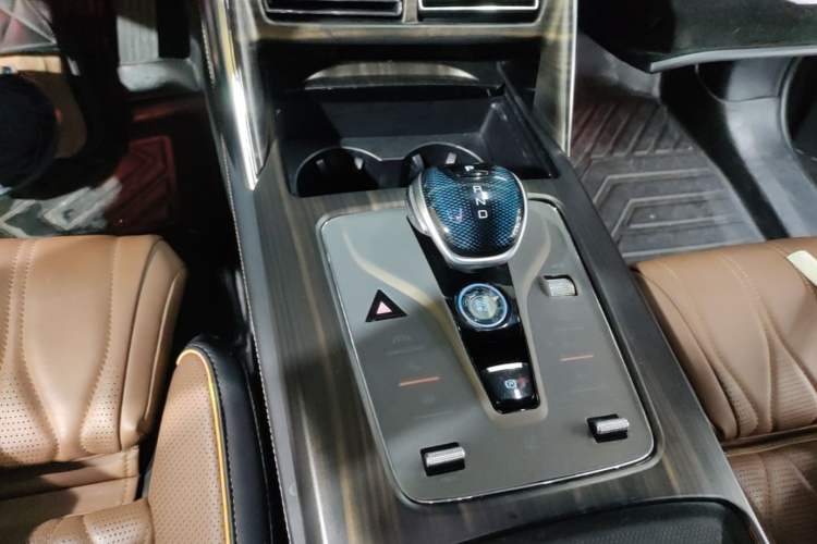 Used BYD Tang New Energy 2021 DM-i 112KM Prestige Model Gear Lever