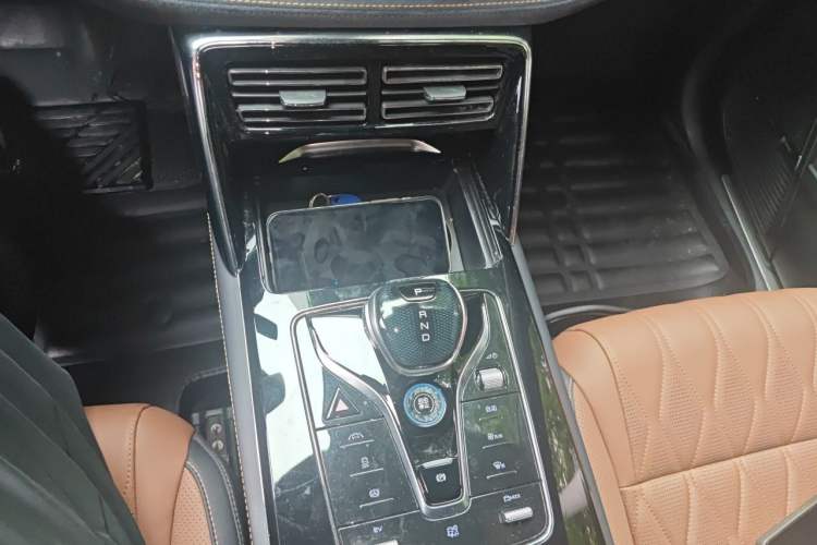 Used BYD Tang New Energy 2021 DM-i 112KM Prestige Model Gear Lever