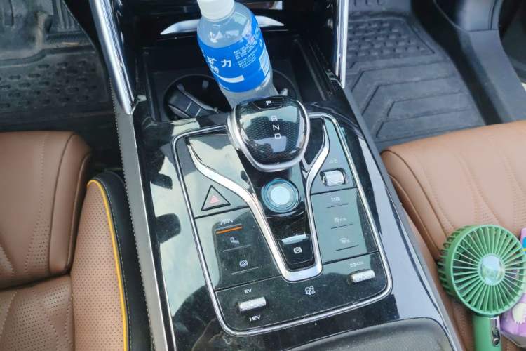 Used BYD Tang New Energy 2021 DM-i 112KM Prestige Model Gear Lever