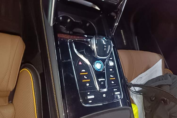 Used BYD Tang New Energy 2021 DM-i 112KM Prestige Model Gear Lever