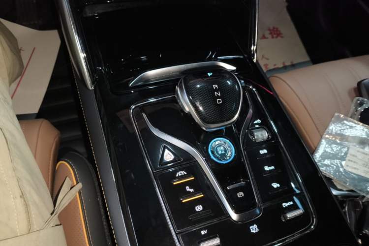 Used BYD Tang New Energy 2021 DM-i 112KM Prestige Model Gear Lever