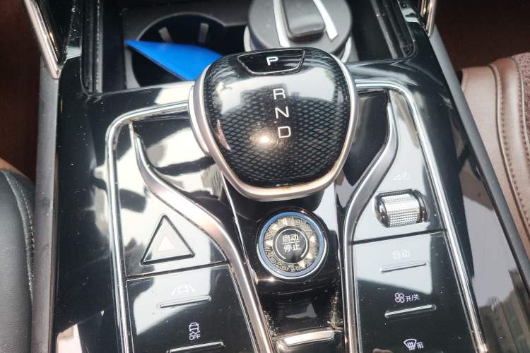 Used BYD Tang New Energy 2021 DM-i 112KM Prestige Model Gear Lever