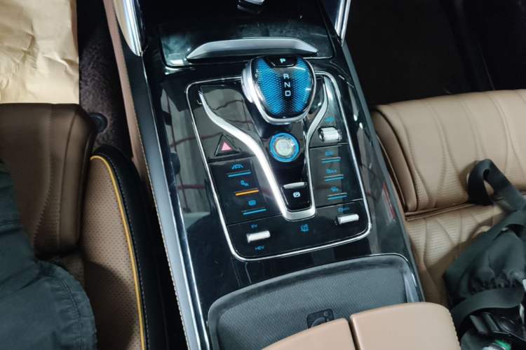 Used BYD Tang New Energy 2021 DM-i 112KM Prestige Model Gear Lever