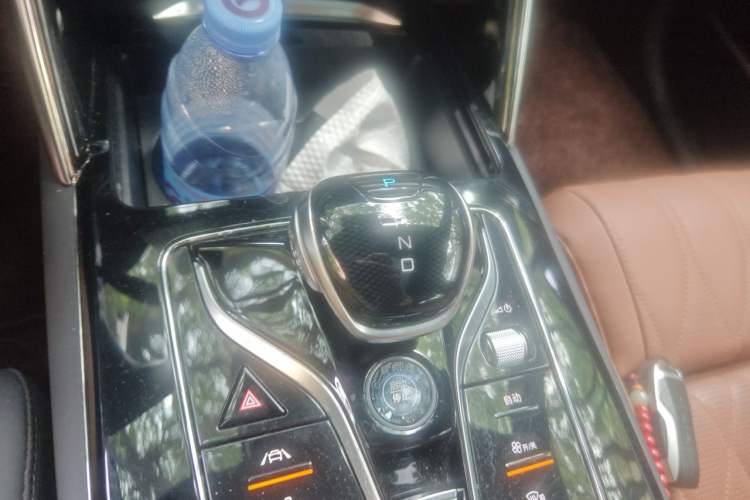 Used BYD Tang New Energy 2021 DM 2.0T Four-Wheel Drive High-Performance Flagship Model Gear Lever