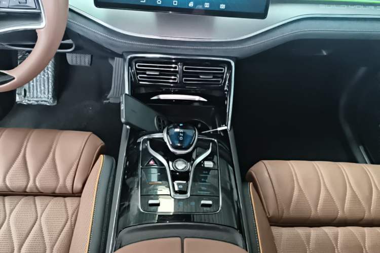 Used BYD Tang New Energy 2021 DM 2.0T Four-Wheel Drive High-Performance Flagship Model Gear Lever