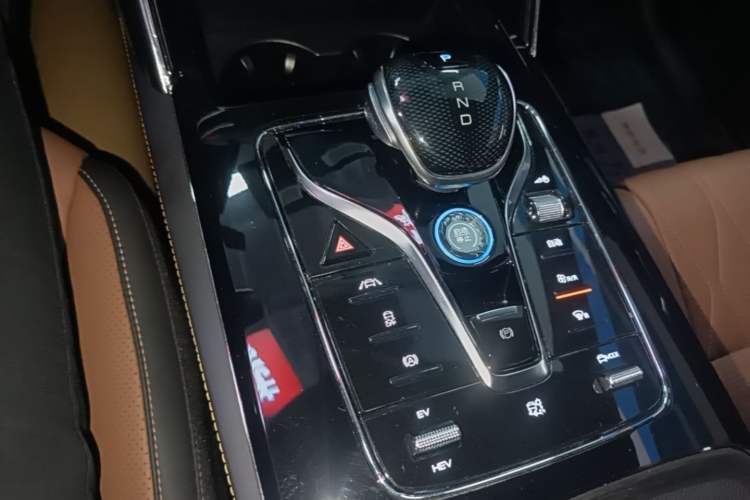 Used BYD Tang New Energy 2021 DM-i 112KM Prestige Model Gear Lever