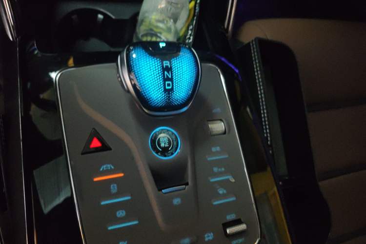 Used BYD Tang New Energy 2021 DM 2.0T Four-Wheel Drive High-Performance Luxury Model Gear Lever