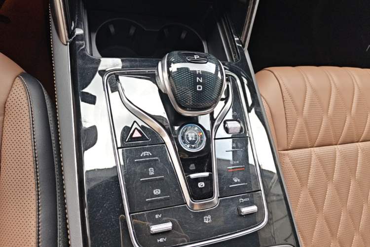 Used BYD Tang New Energy 2021 DM-i 112KM Prestige Model Gear Lever