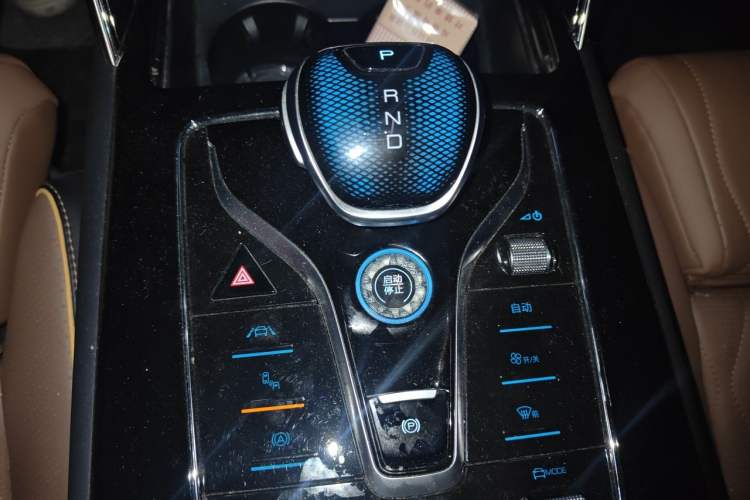 Used BYD Tang New Energy 2021 DM-i 112KM Prestige Model Gear Lever