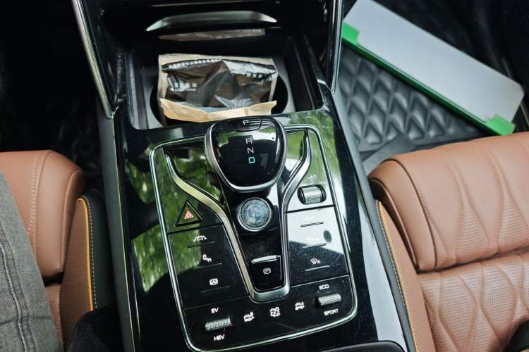 Used BYD Tang New Energy 2021 DM 2.0T Four-Wheel Drive High-Performance Flagship Model Gear Lever