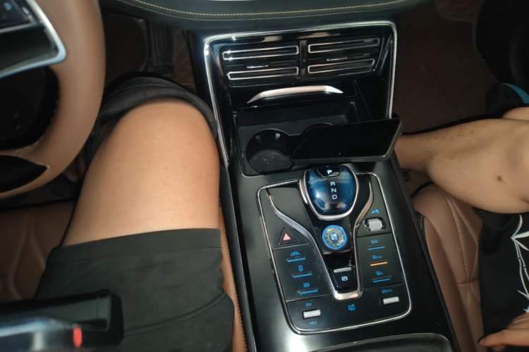 Used BYD Tang New Energy 2021 DM-i 112KM Prestige Model Gear Lever